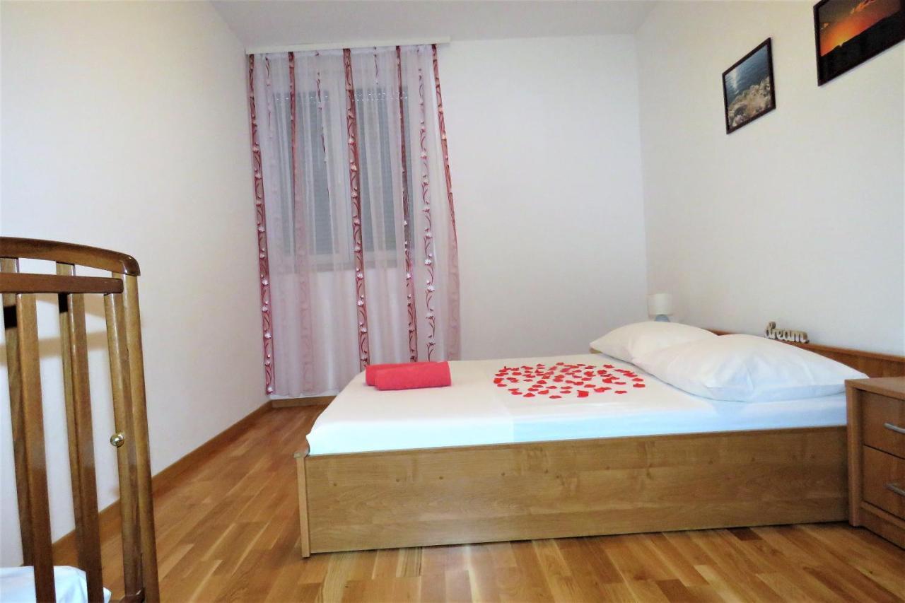 West Apartment Makarska