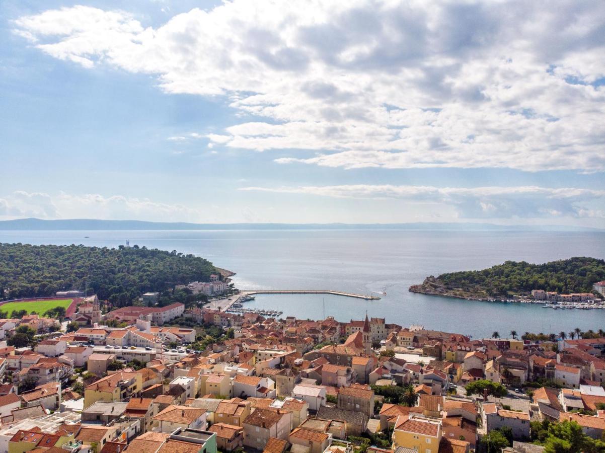 West * Makarska